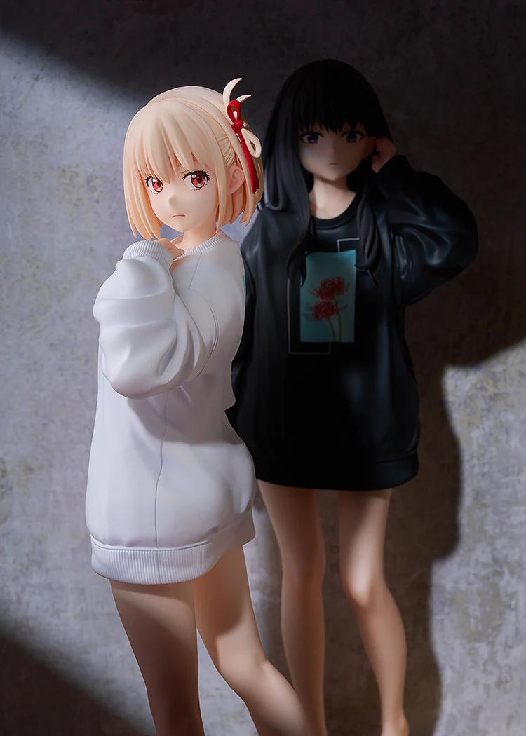 Lyoris Recoil - Chisato Nishikigi: Oversized Sweatshirt Ver. 1/7 Scale Figure - Image 13