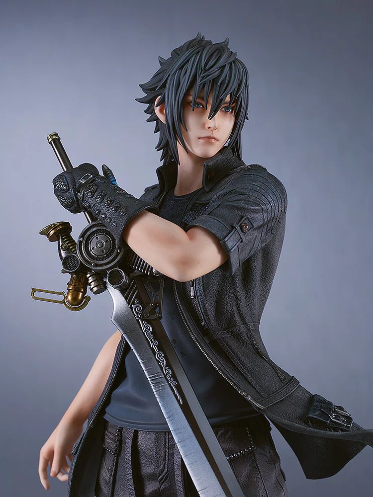 FINAL FANTASY XV Noctis Lucis Caelum Figure - Image 3