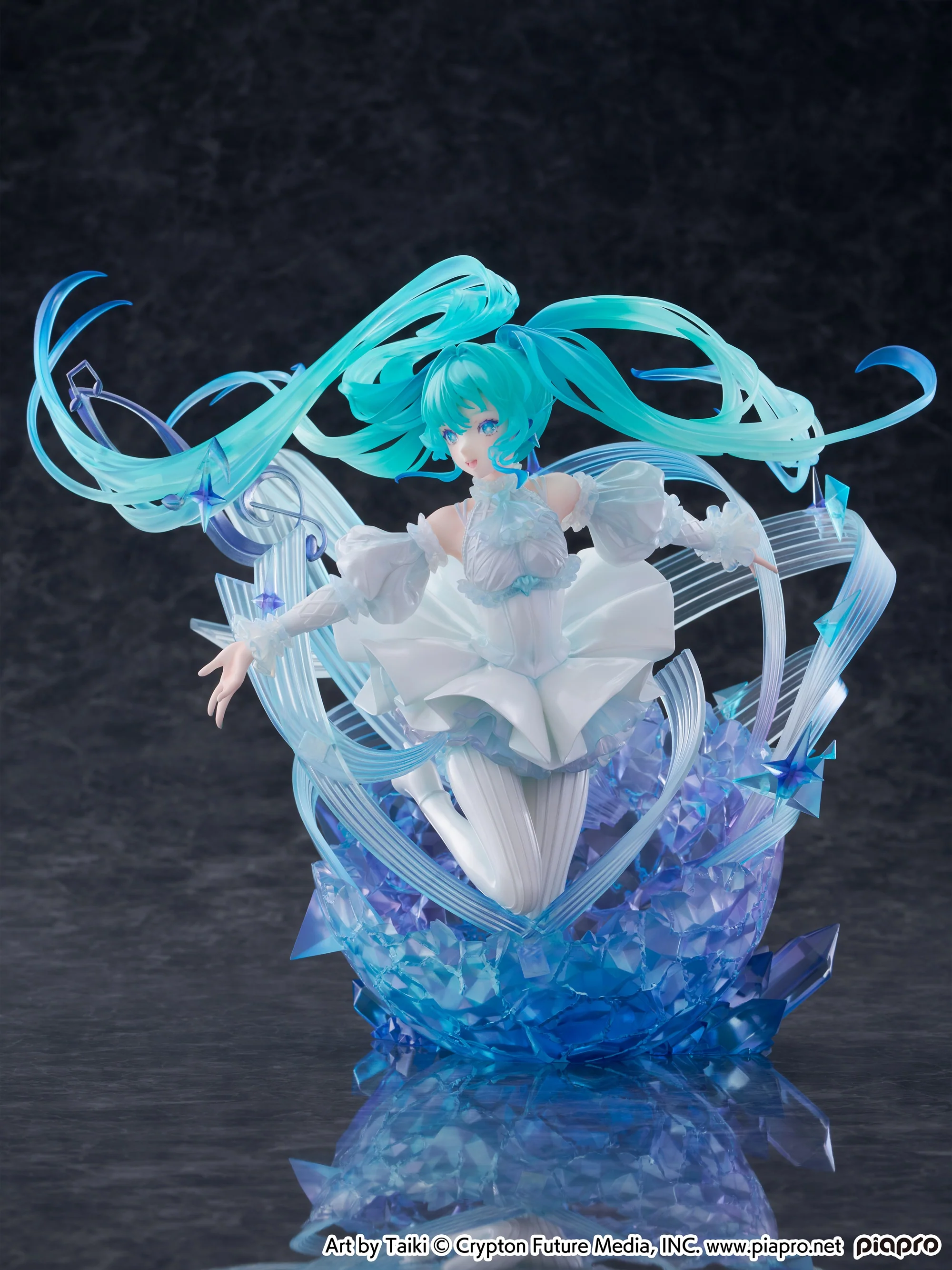 Hatsune Miku -Crystal Dress Ver. - 1/7 Scale Figure - Image 4