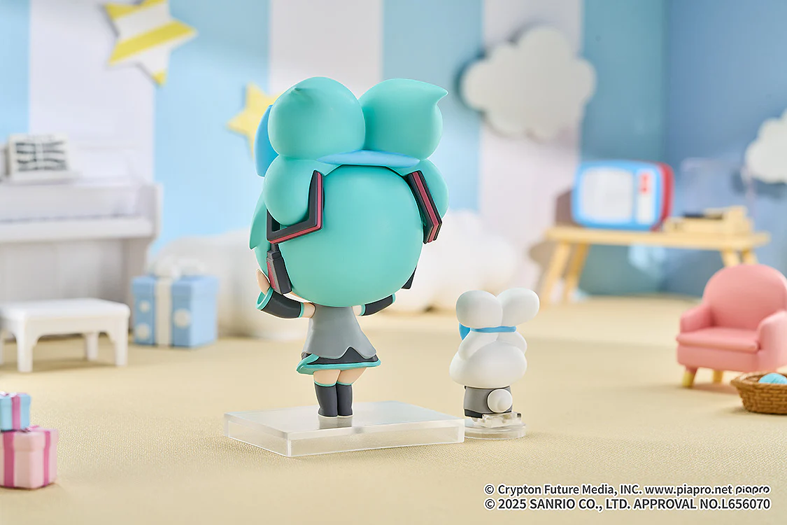 Hatsune Miku x Cinnamoroll Chibi Figure - Image 3