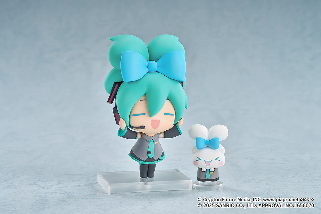 Hatsune Miku x Cinnamoroll Chibi Figure - Image 4